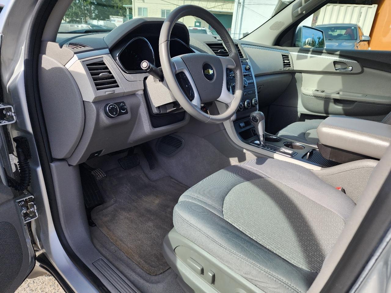 Chevrolet Traverse LT AWD 2012