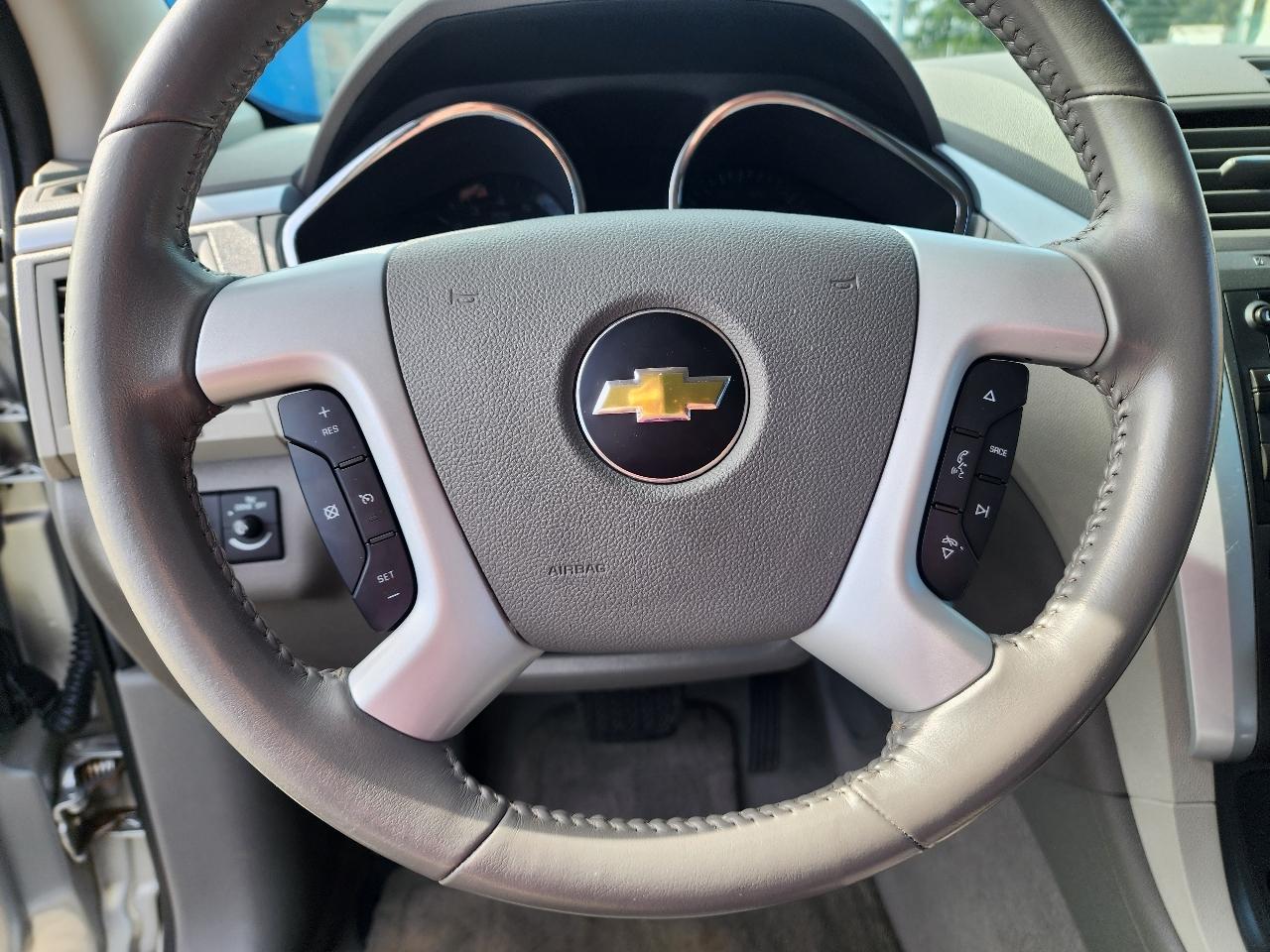 Chevrolet Traverse LT AWD 2012