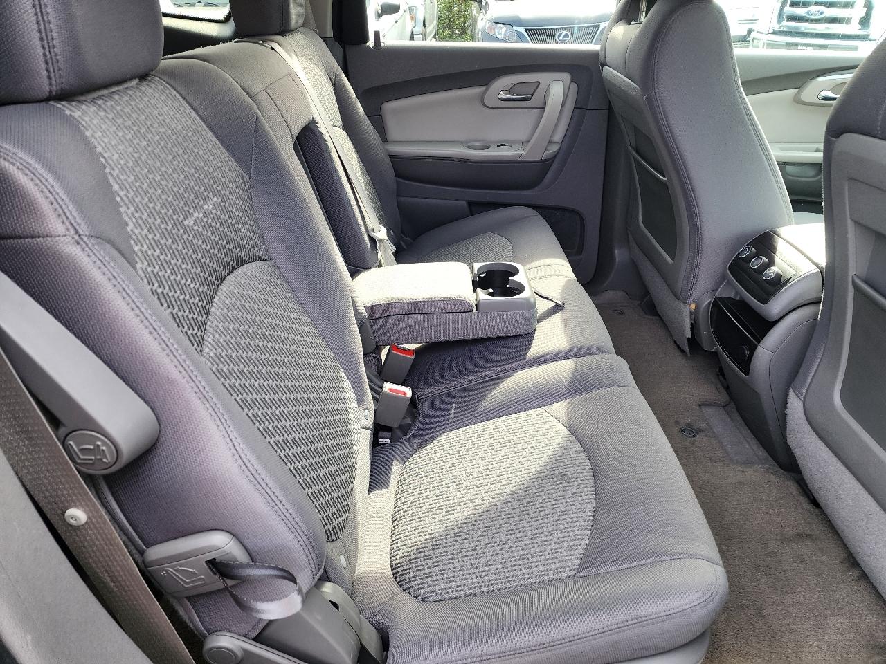 Chevrolet Traverse LT AWD 2012