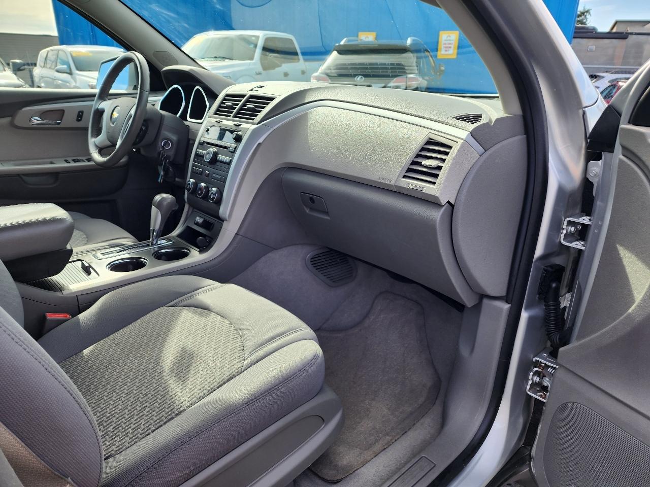 Chevrolet Traverse LT AWD 2012