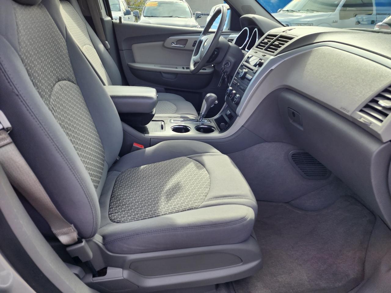 Chevrolet Traverse LT AWD 2012