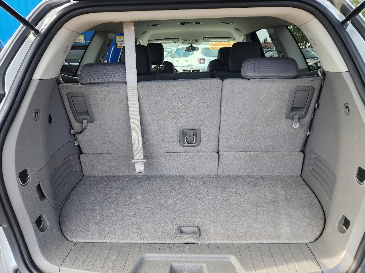 Chevrolet Traverse LT AWD 2012