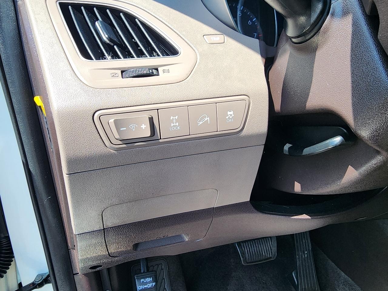 Hyundai Tucson Limited AWD 2013