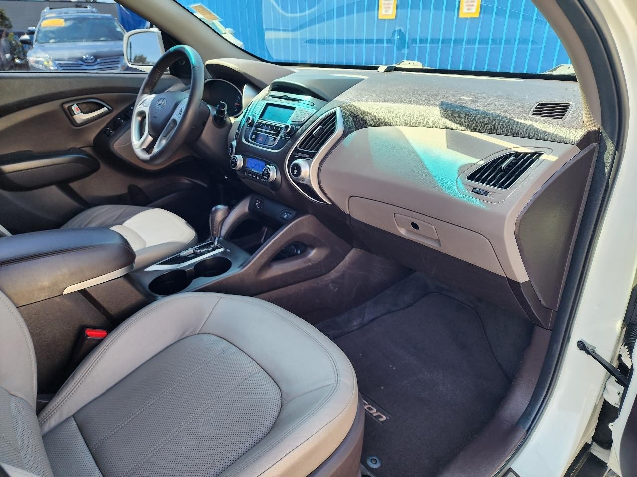 Hyundai Tucson Limited AWD 2013