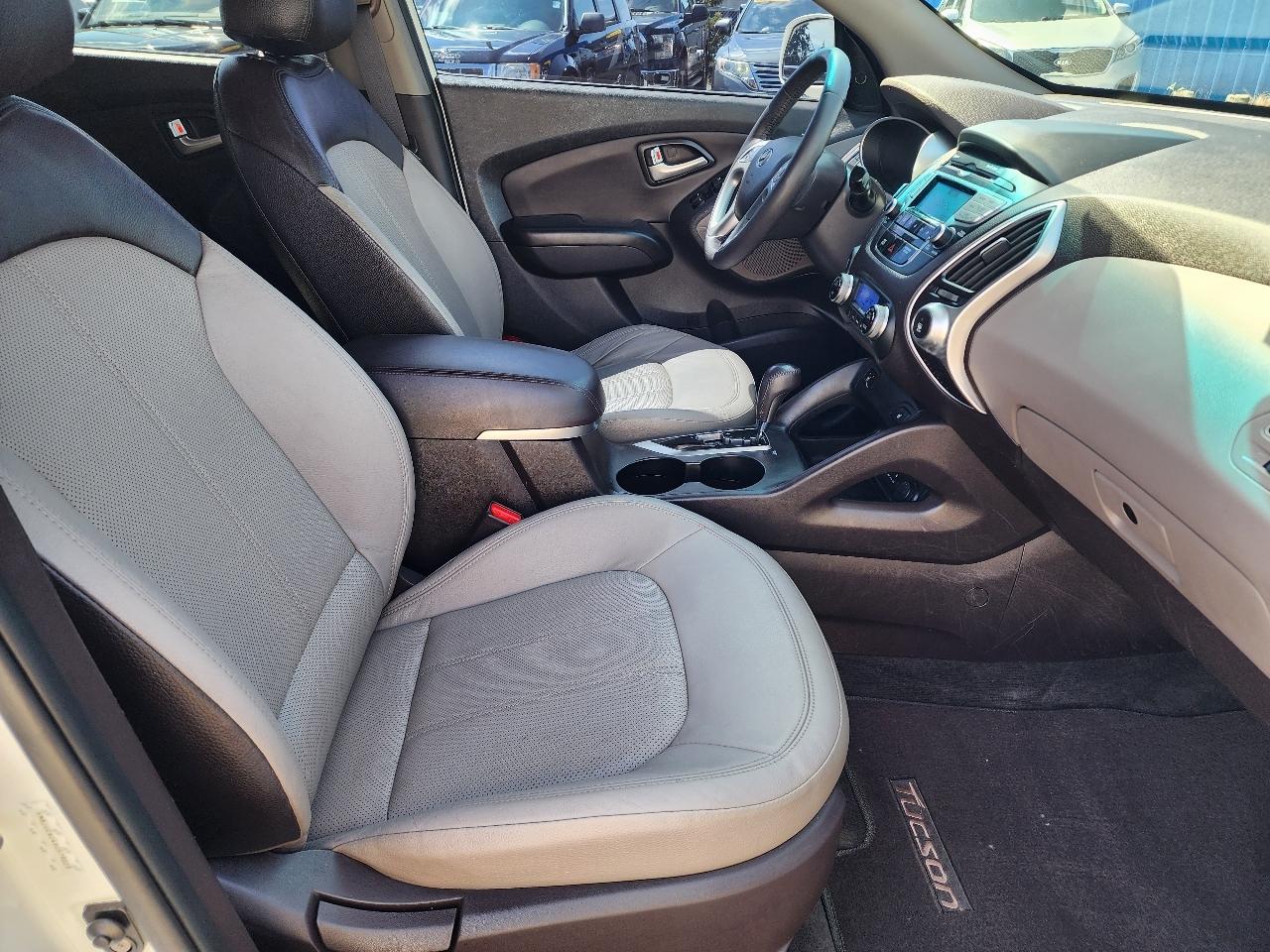 Hyundai Tucson Limited AWD 2013