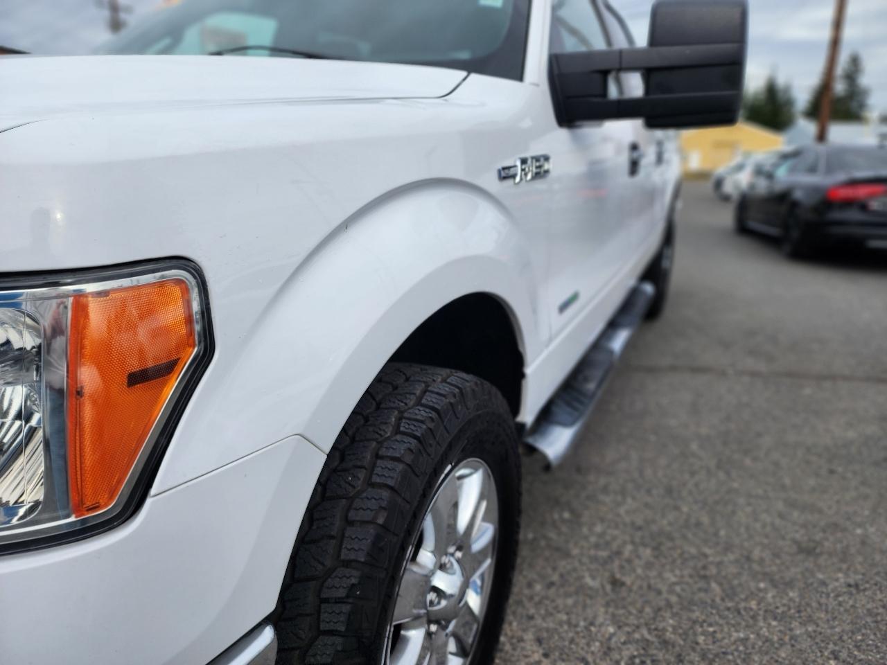 Ford F-150 XLT SuperCrew 4WD 2014