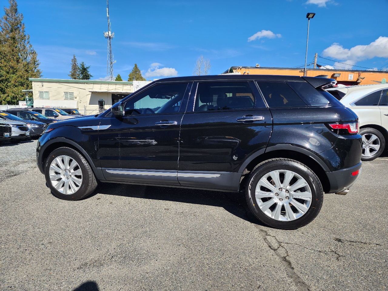 2018 Land Rover Range Rover Evoque HSE photo 9