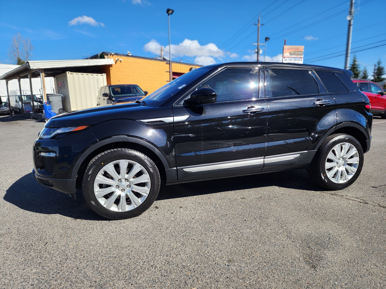 2018 Land Rover Range Rover Evoque HSE photo 10