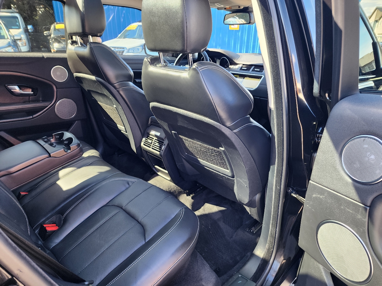 2018 Land Rover Range Rover Evoque HSE photo 27