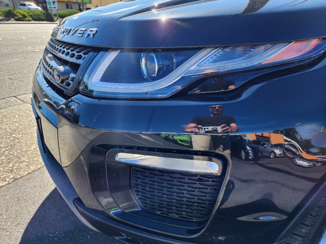 2018 Land Rover Range Rover Evoque HSE photo 34