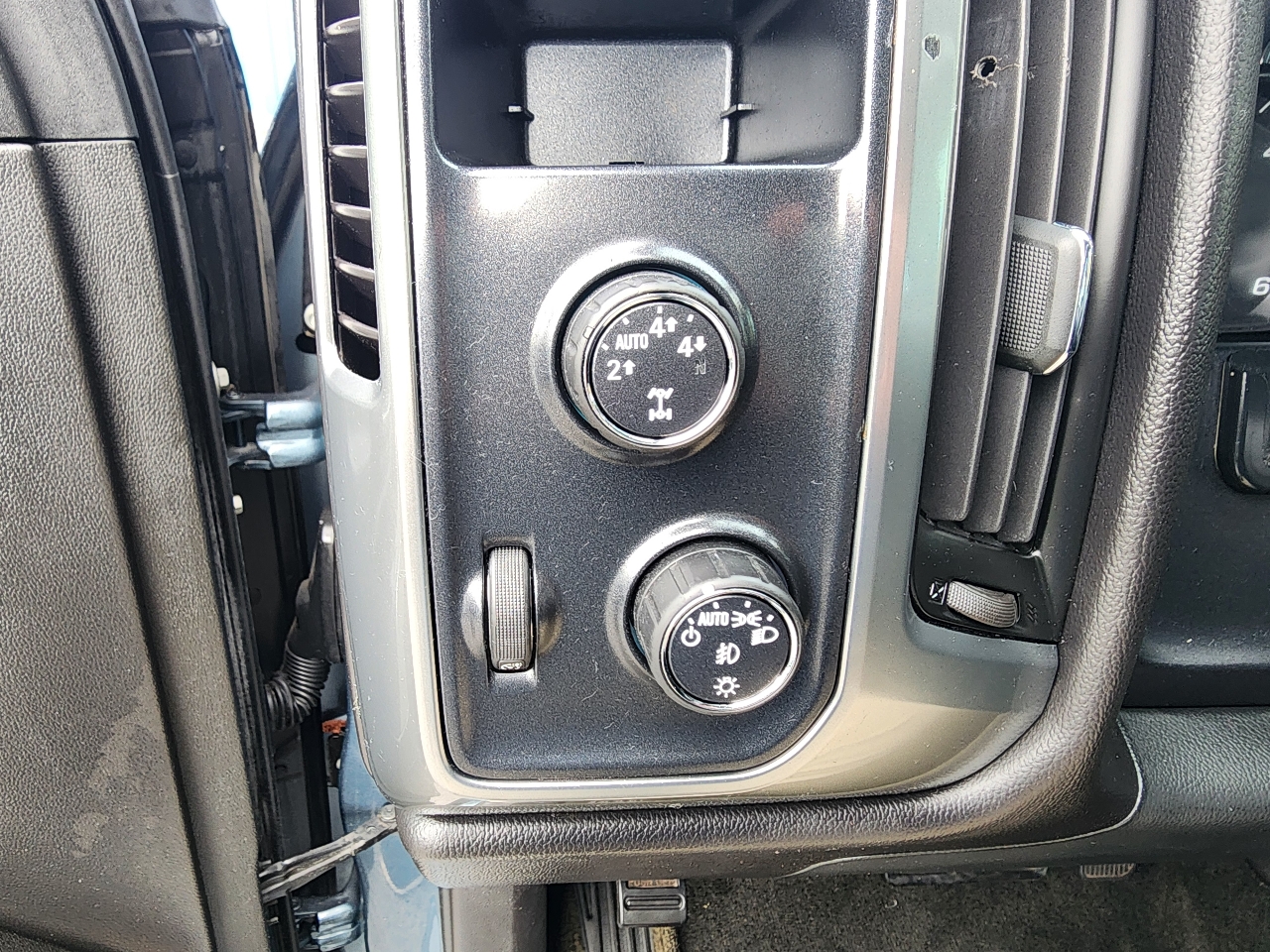 Chevrolet Silverado 1500 LT Crew Cab 4WD 2014 Chevrolet Silverado 1500 LT Crew Cab 4WD 2014