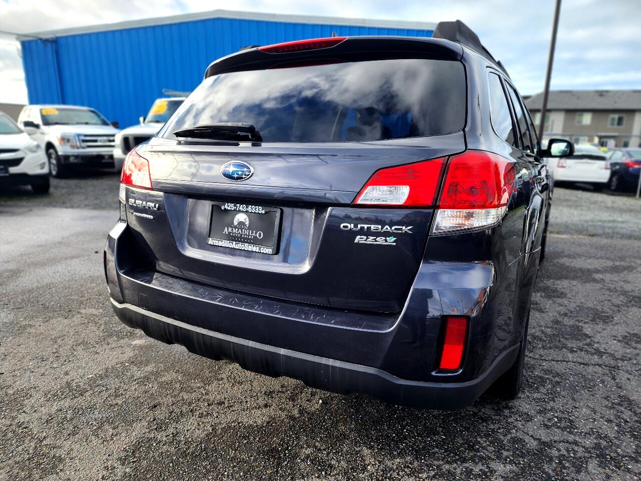 Subaru Outback 2.5i Limited 2011