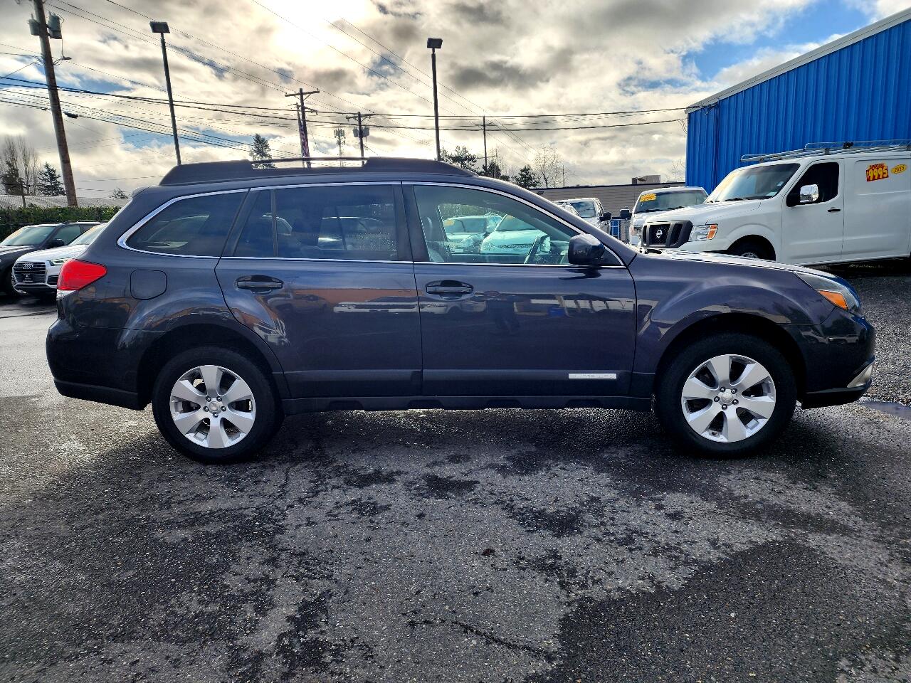 Subaru Outback 2.5i Limited 2011
