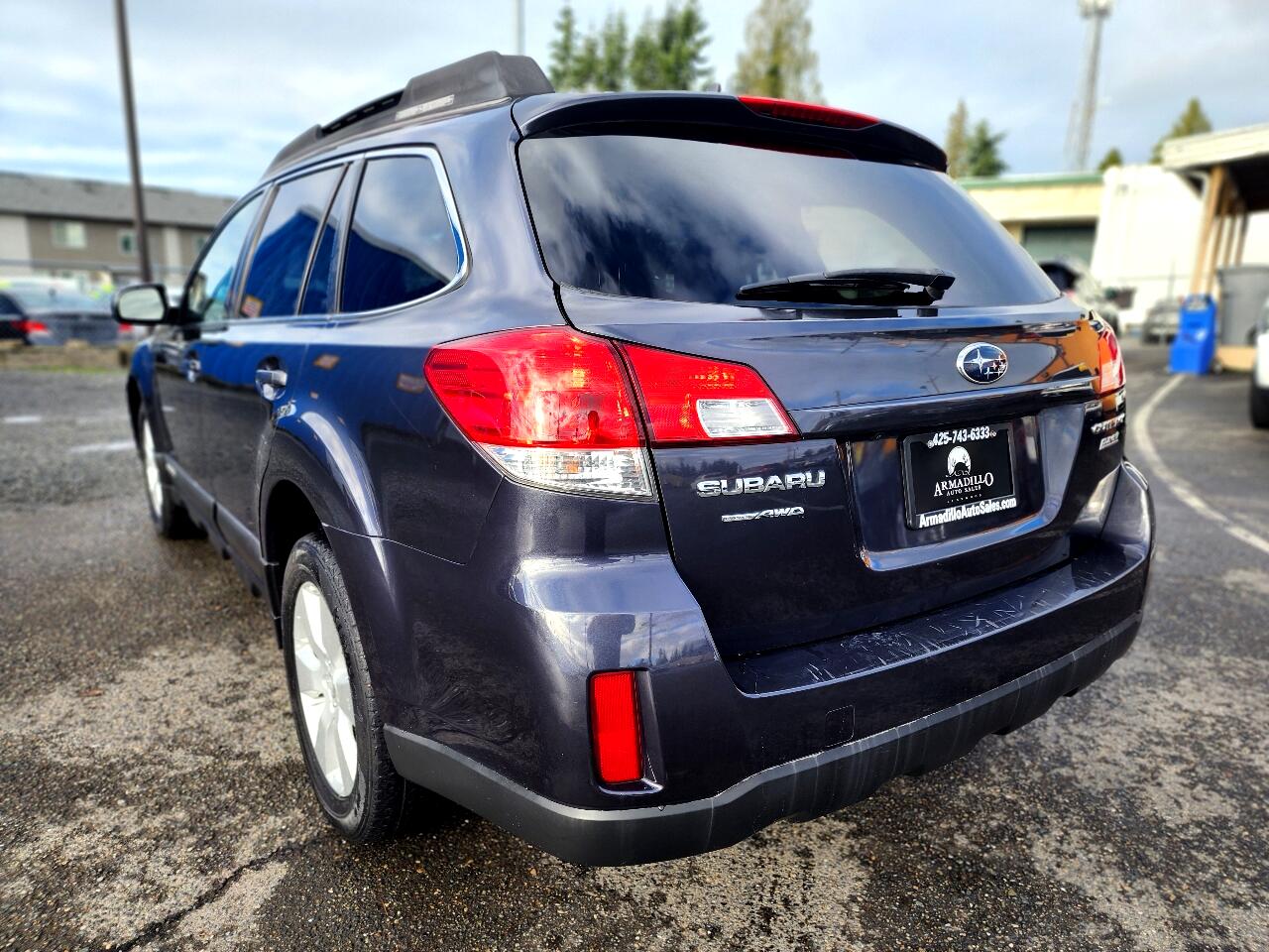 Subaru Outback 2.5i Limited 2011