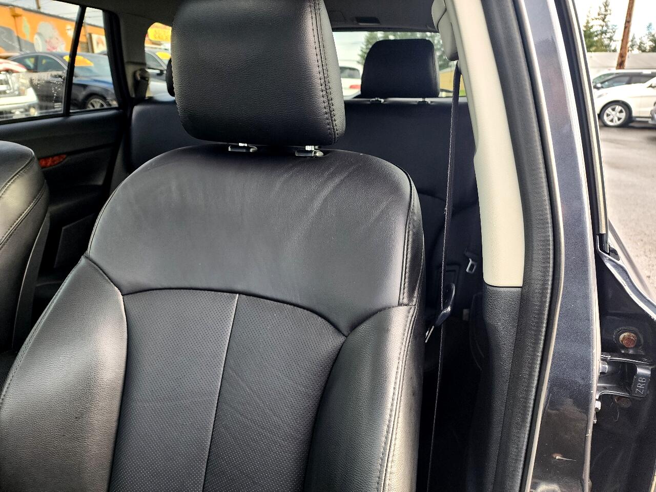 Subaru Outback 2.5i Limited 2011