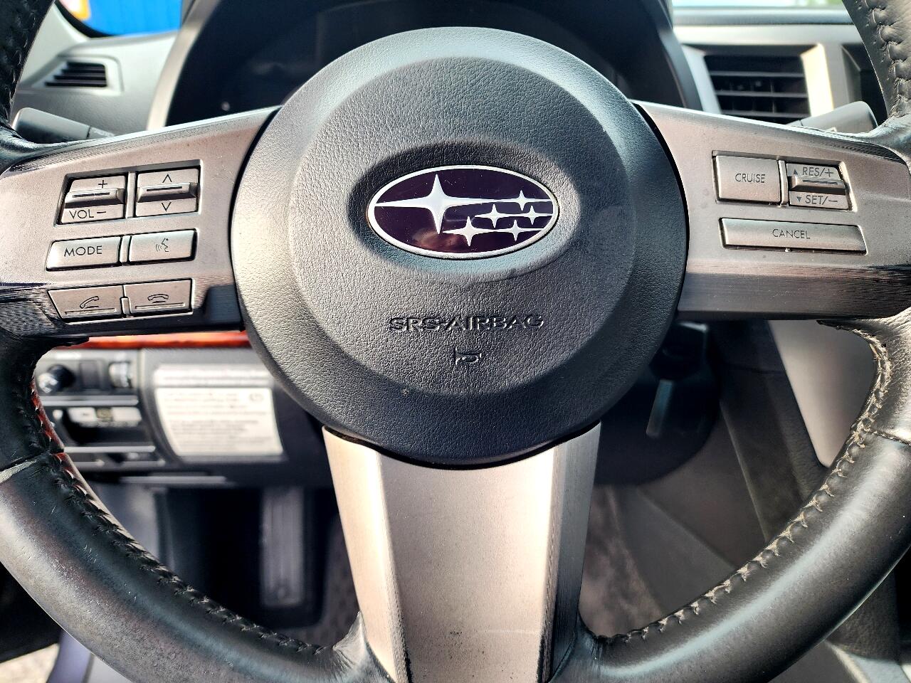 Subaru Outback 2.5i Limited 2011