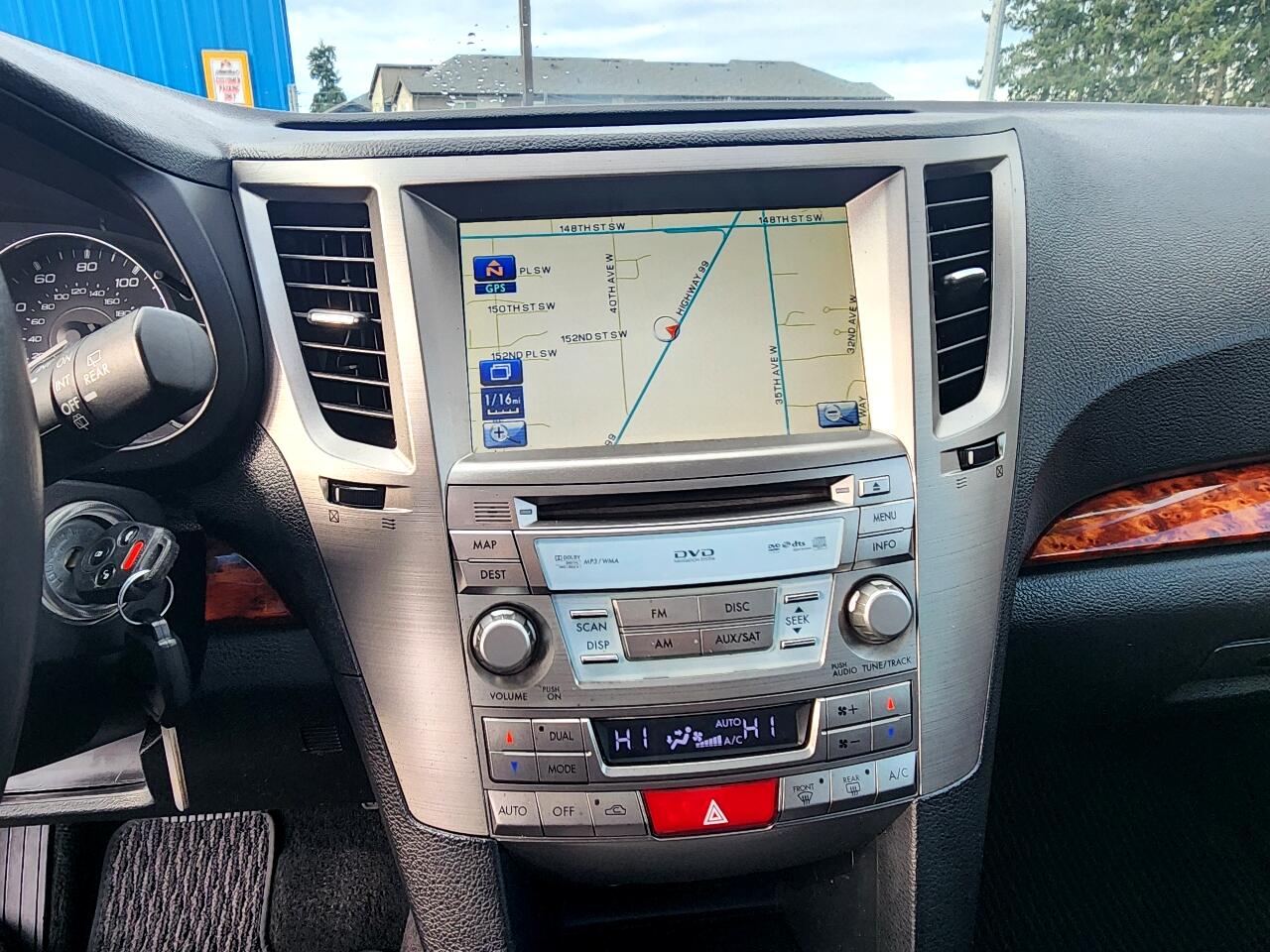 Subaru Outback 2.5i Limited 2011