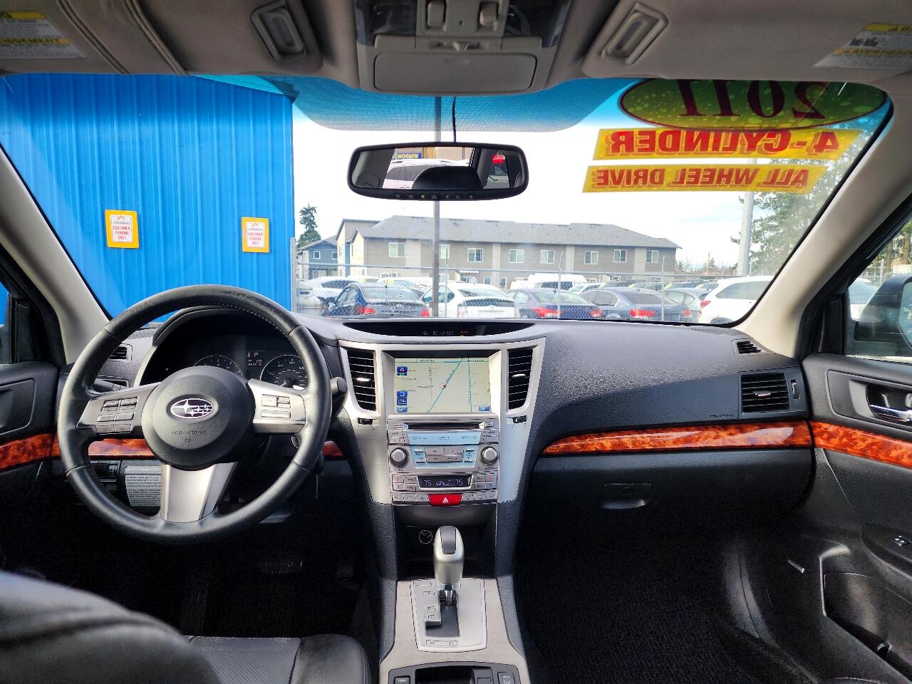 Subaru Outback 2.5i Limited 2011