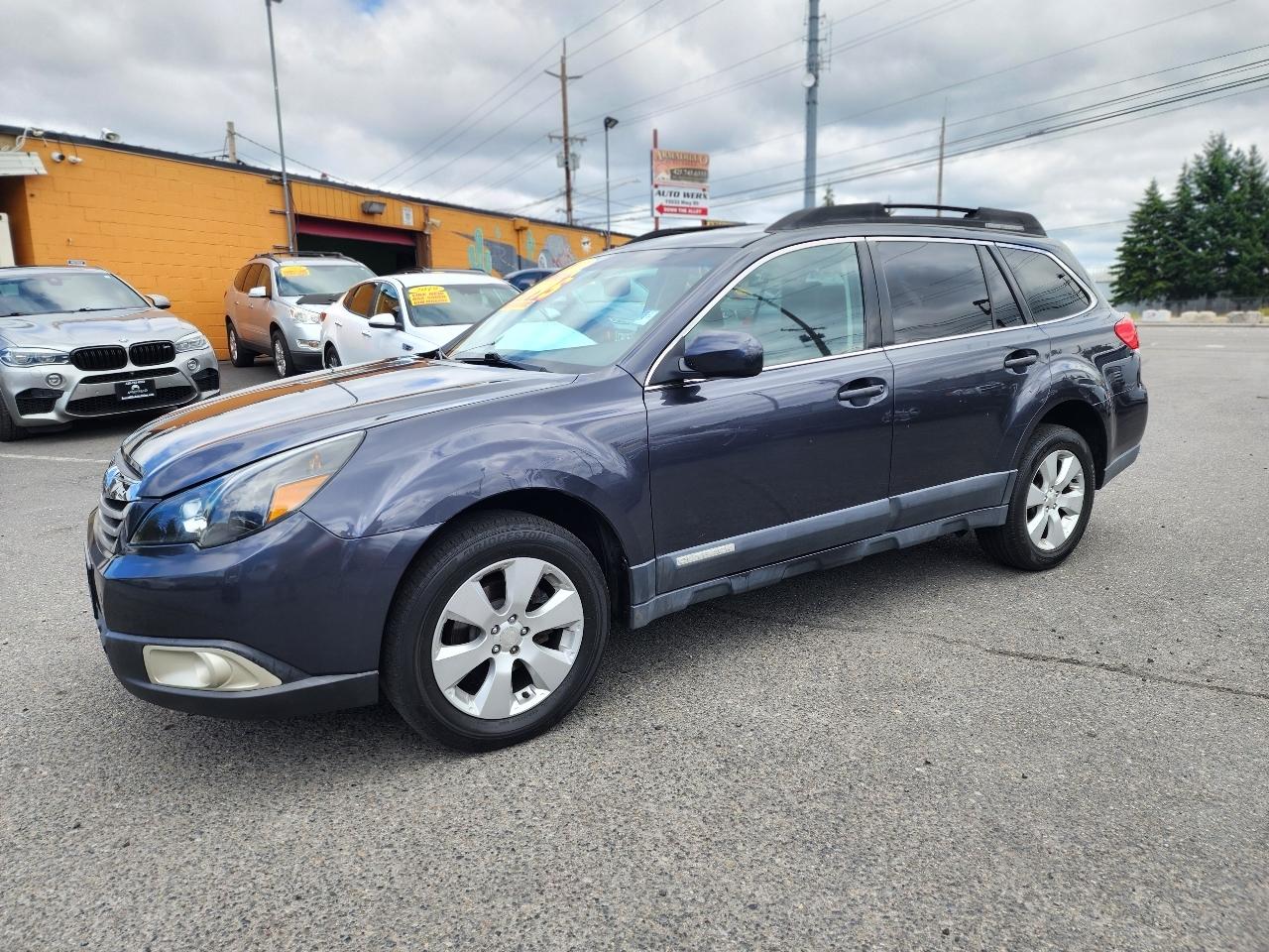 Subaru Outback 2.5i Limited 2011