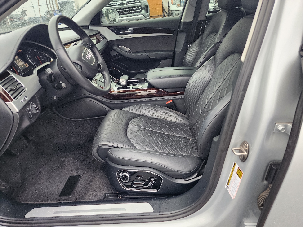 Audi A8 4.2 Quattro 2012