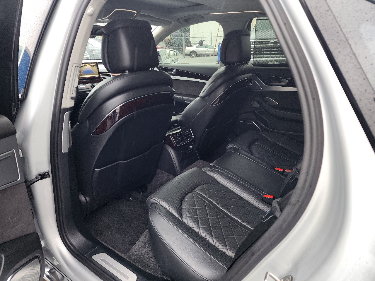 Audi A8 4.2 Quattro 2012