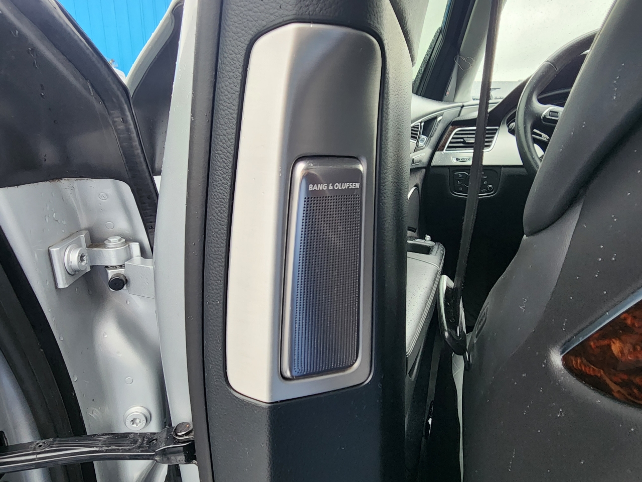 Audi A8 4.2 Quattro 2012