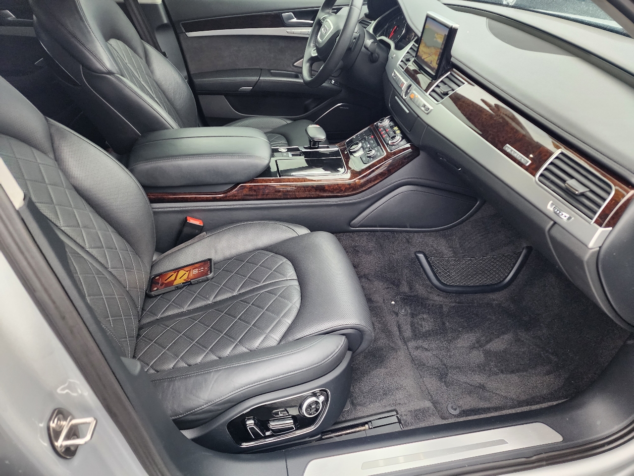 Audi A8 4.2 Quattro 2012