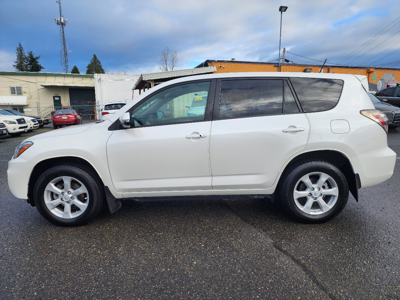 Toyota RAV4  2014