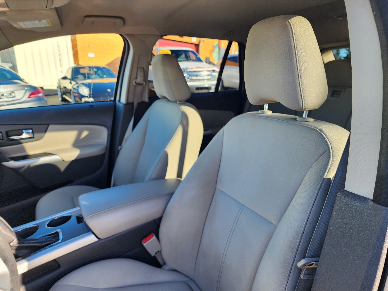 Ford Edge 4dr SE FWD 2012