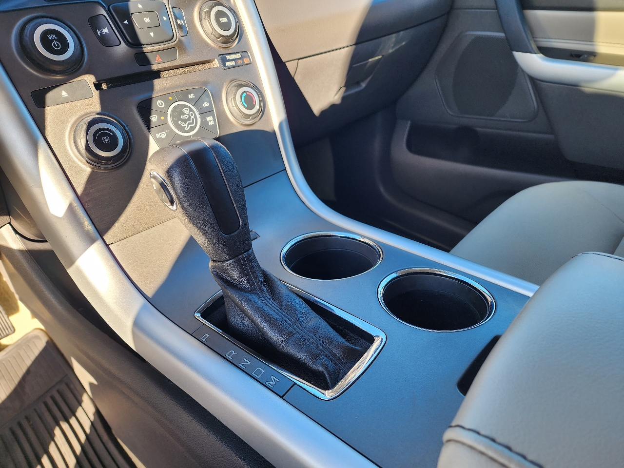 Ford Edge 4dr SE FWD 2012