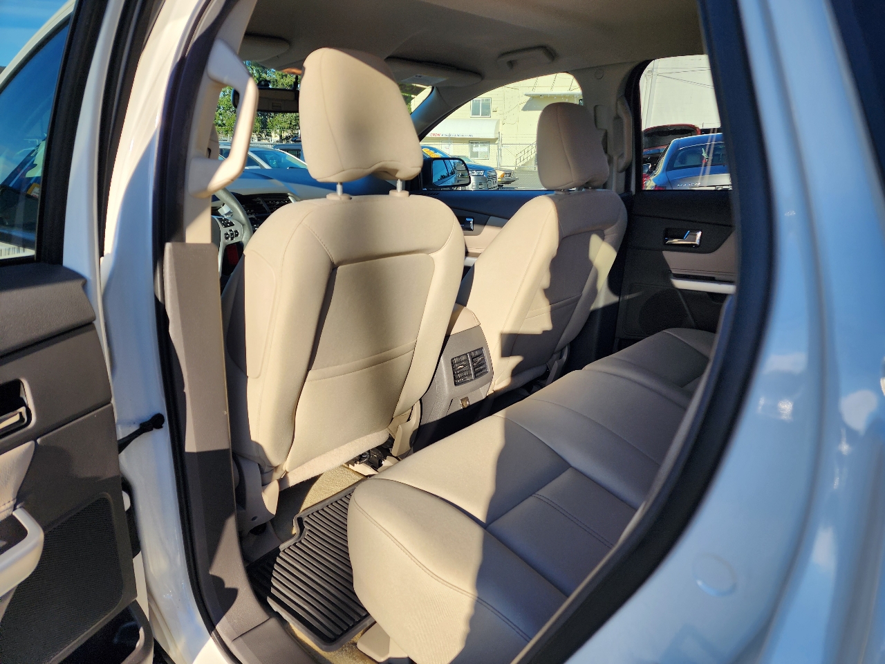 Ford Edge 4dr SE FWD 2012