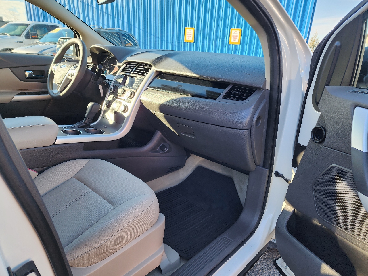 Ford Edge 4dr SE FWD 2012