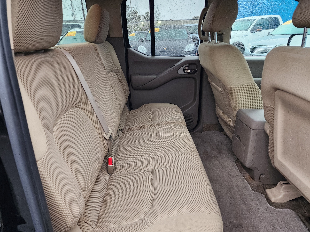 Nissan Frontier 2WD Crew Cab SWB Auto SE 2009