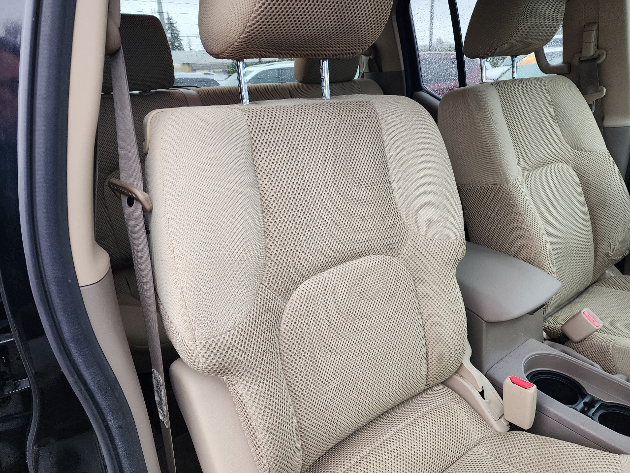 Nissan Frontier 2WD Crew Cab SWB Auto SE 2009