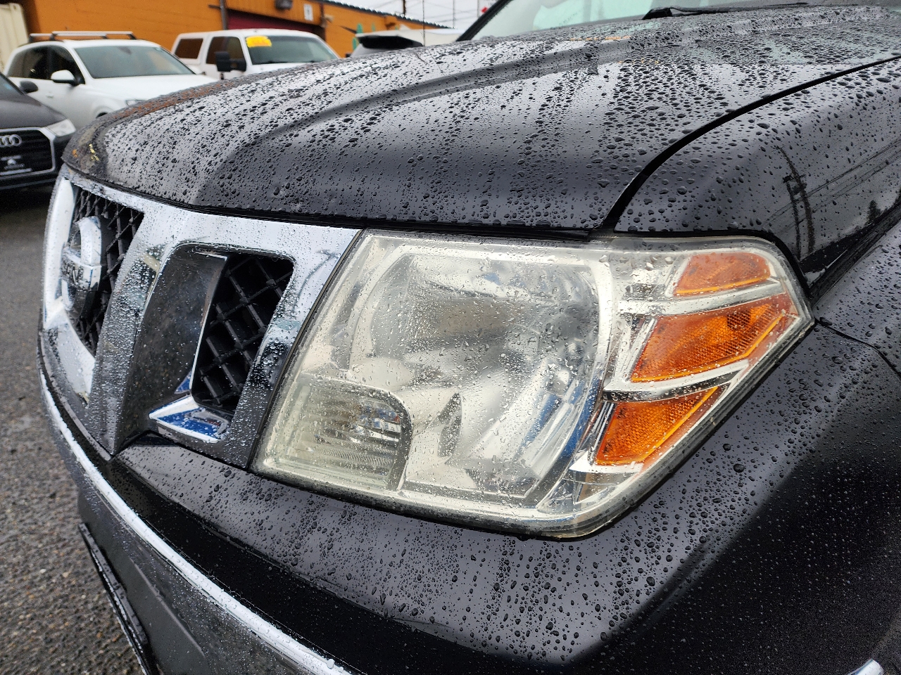 Nissan Frontier 2WD Crew Cab SWB Auto SE 2009