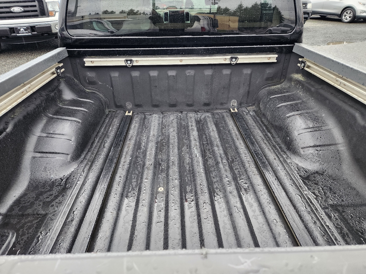 Nissan Frontier 2WD Crew Cab SWB Auto SE 2009