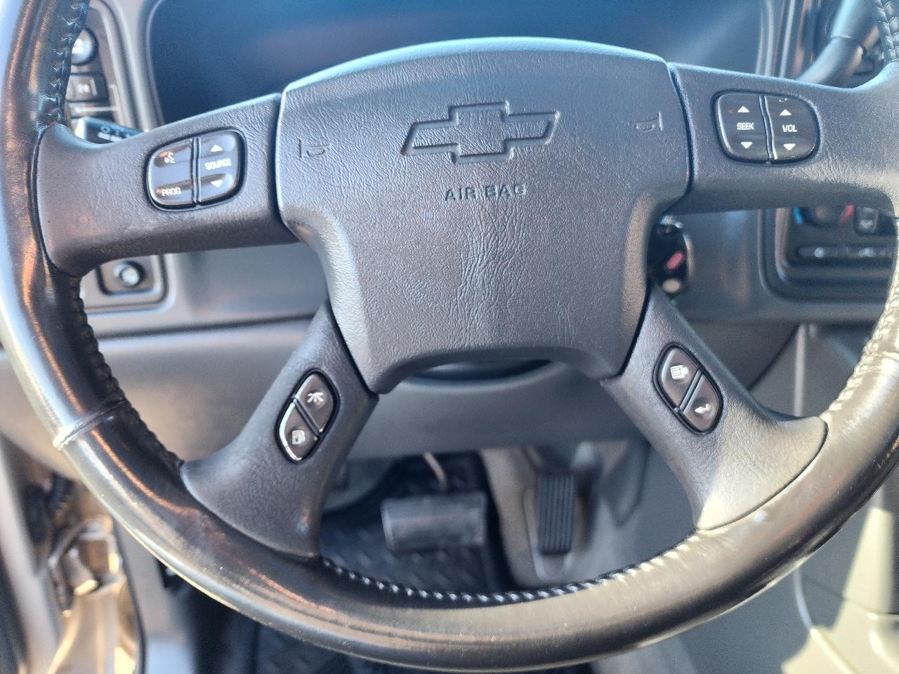 Chevrolet Avalanche LT 4WD 2004