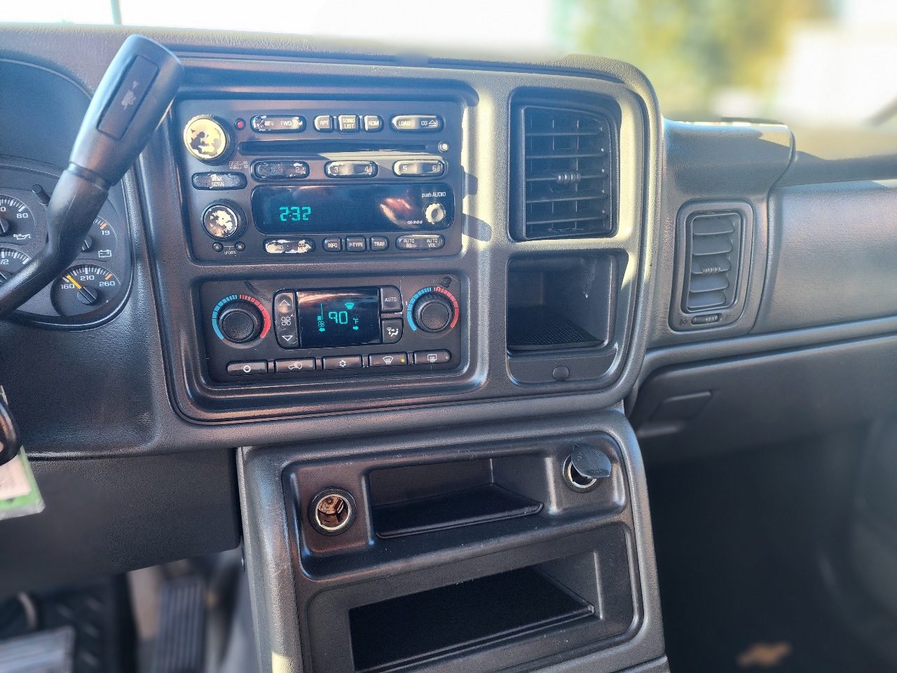 Chevrolet Avalanche LT 4WD 2004