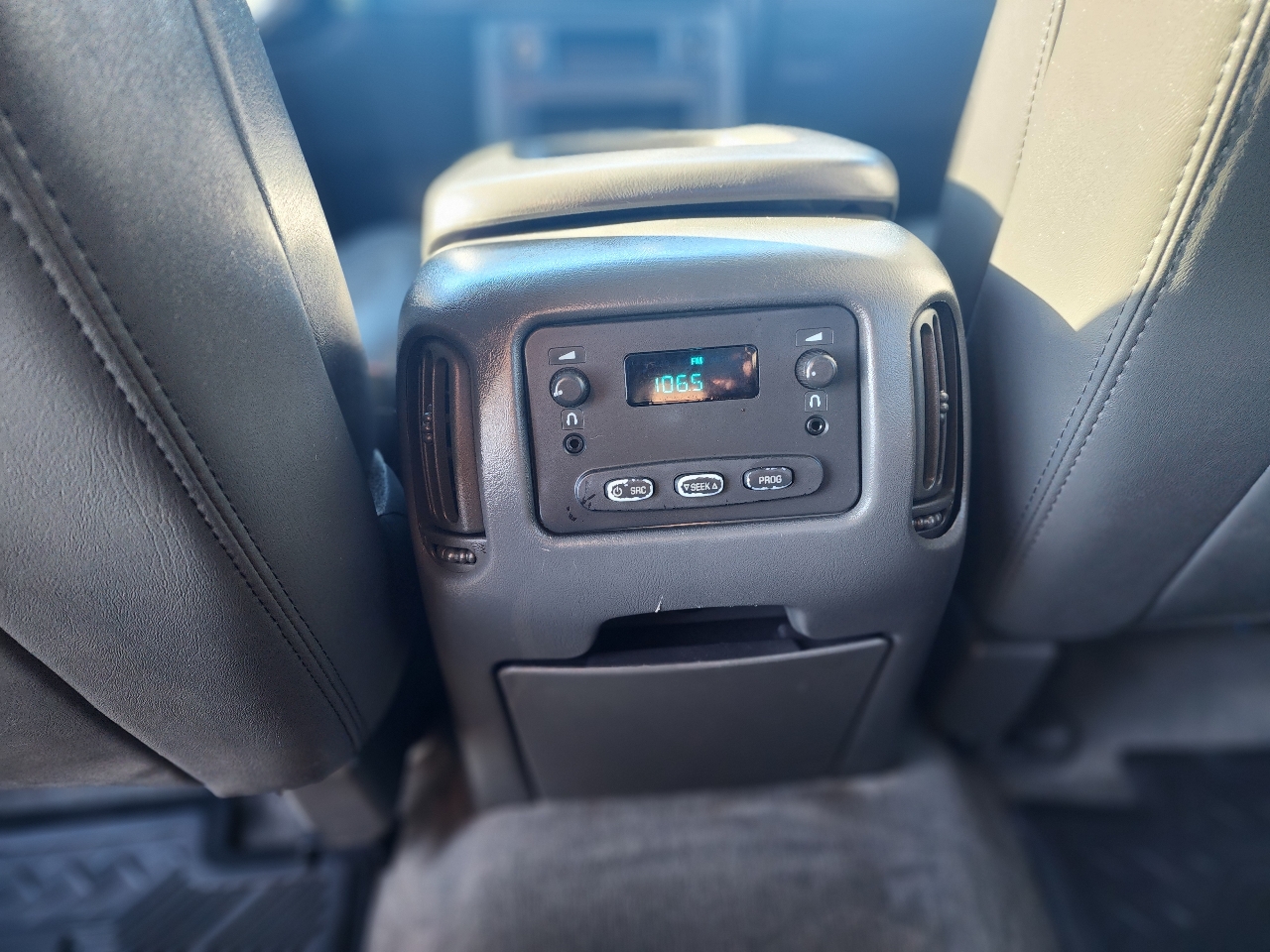 Chevrolet Avalanche LT 4WD 2004