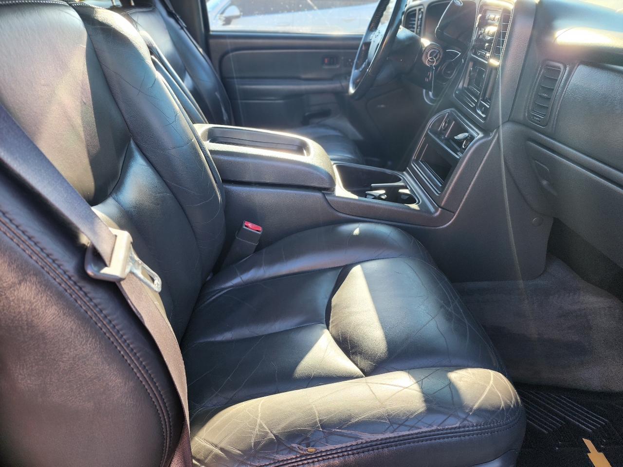 Chevrolet Avalanche LT 4WD 2004