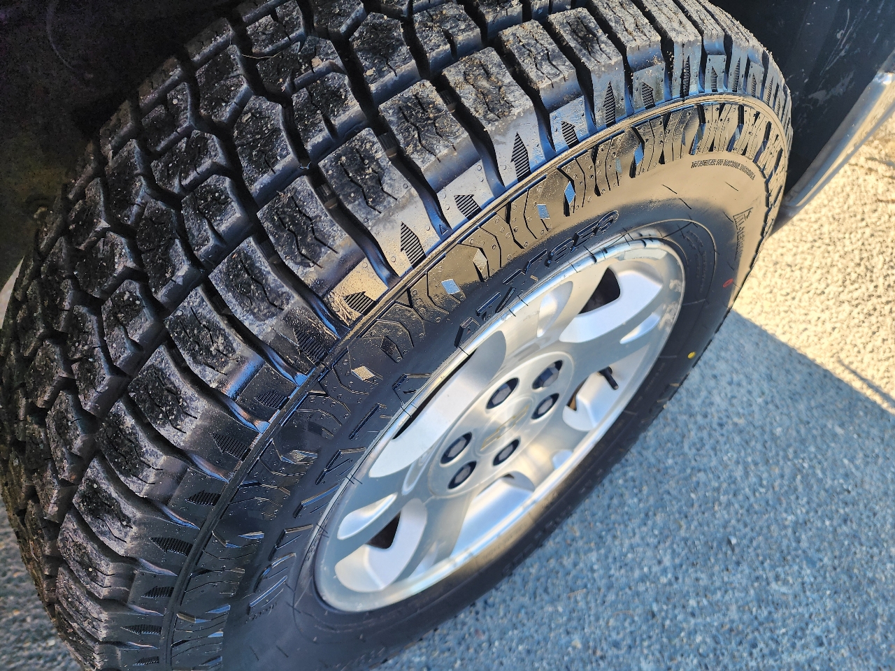 Chevrolet Avalanche LT 4WD 2004