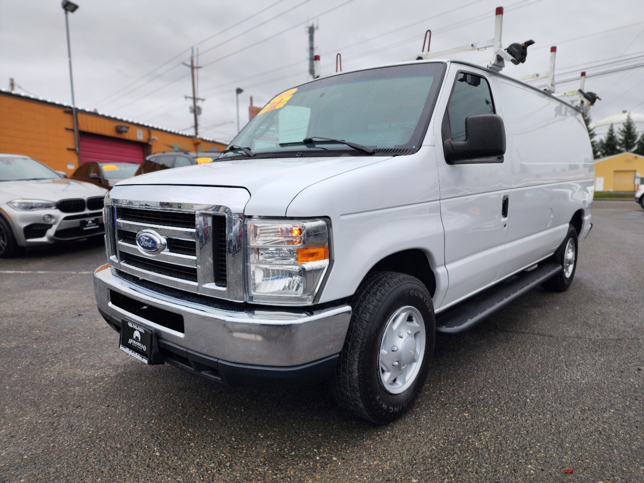 Ford Econoline Cargo Van E-250 2014