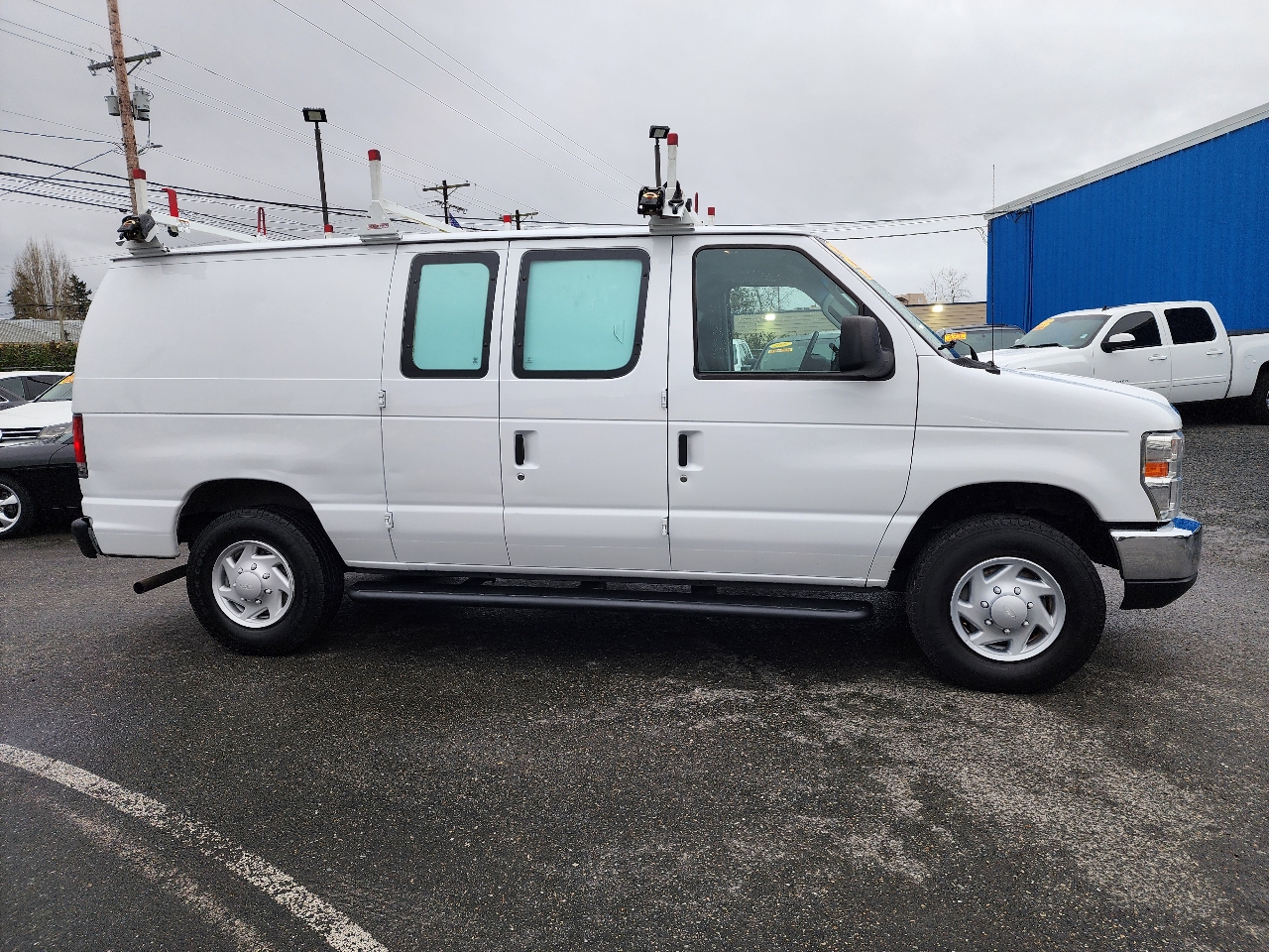 Ford Econoline Cargo Van E-250 2014
