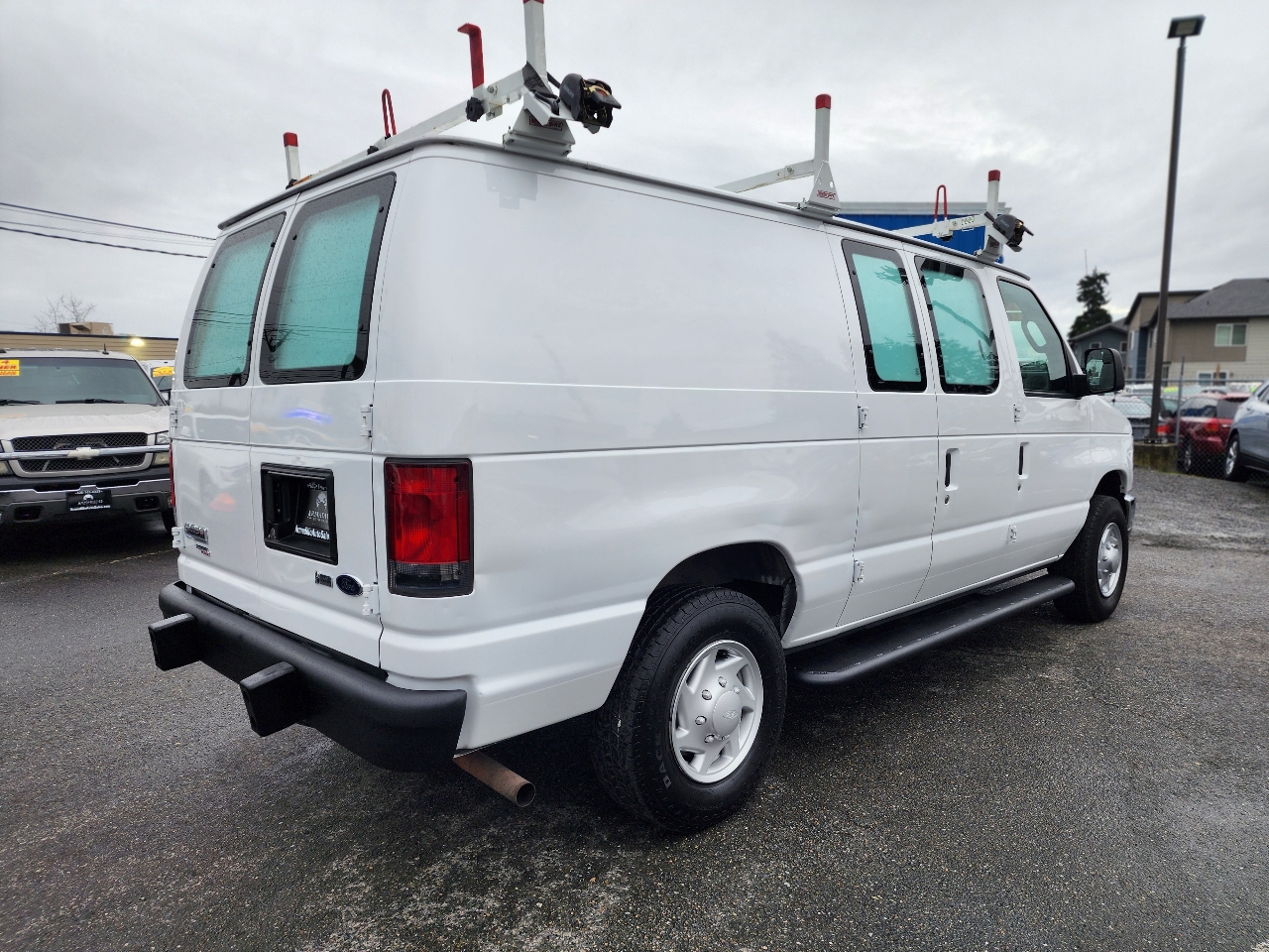 Ford Econoline Cargo Van E-250 2014