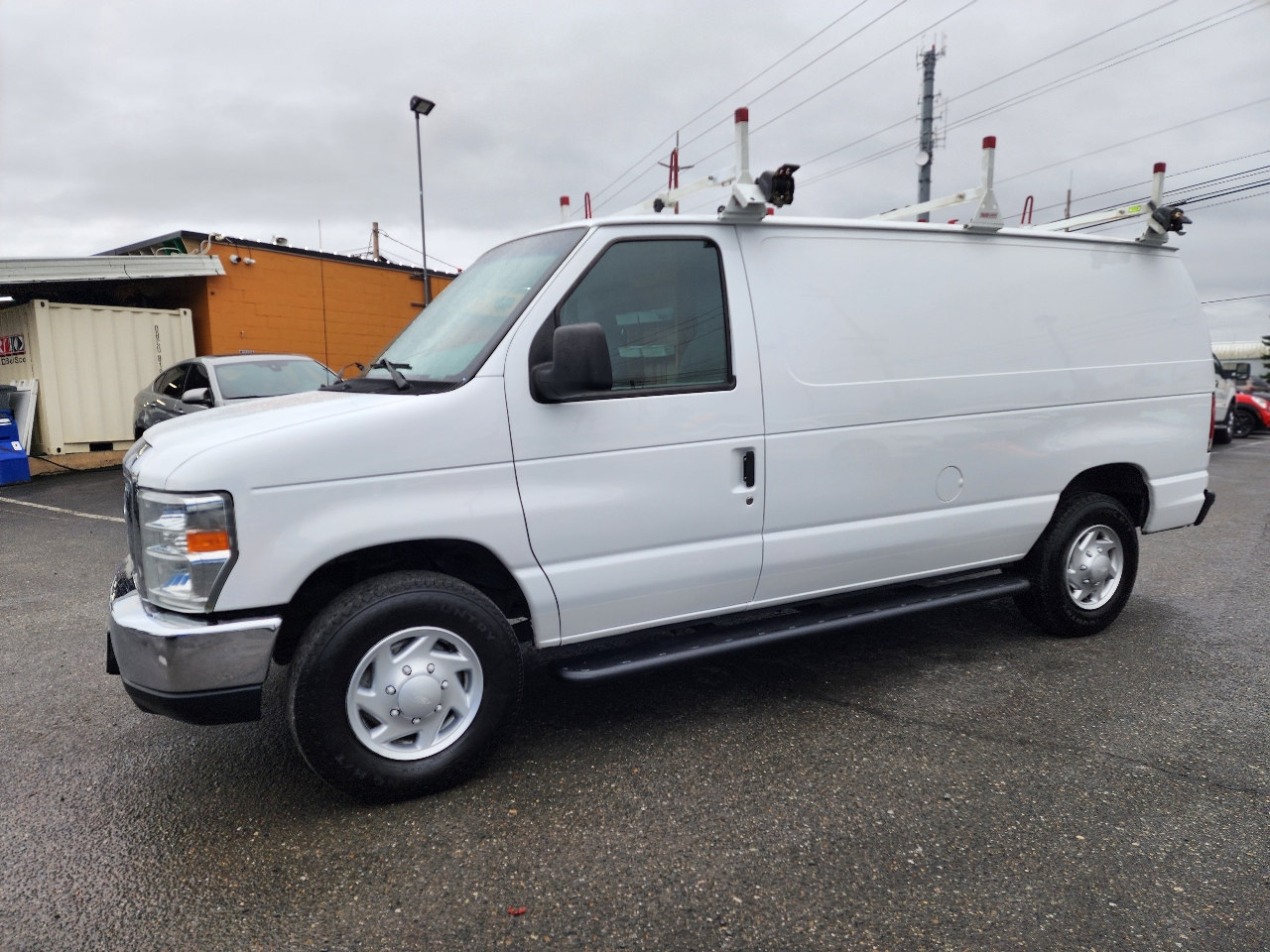 Ford Econoline Cargo Van E-250 2014