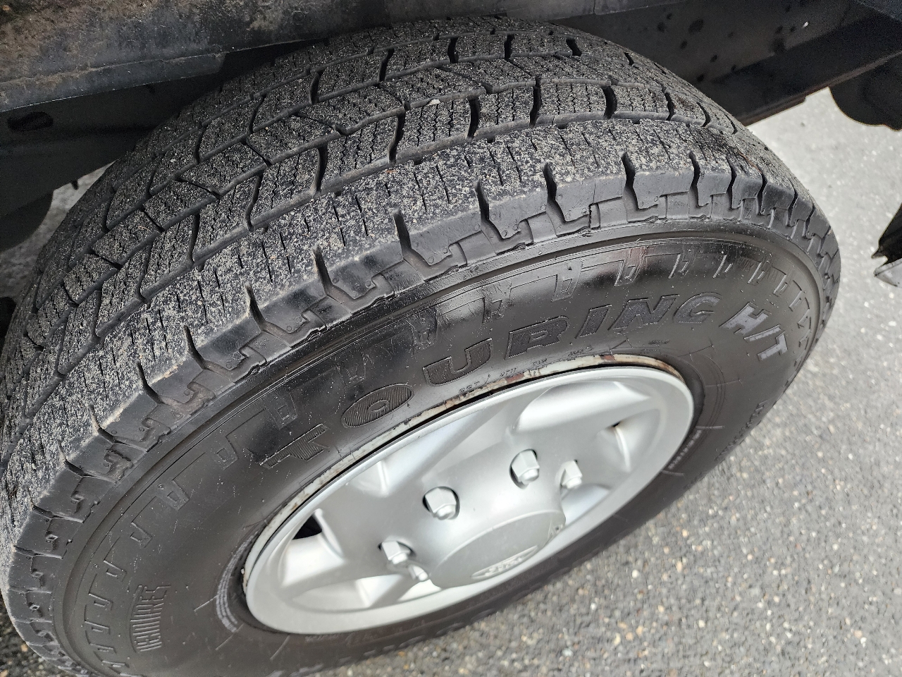 Ford Econoline Cargo Van E-250 2014