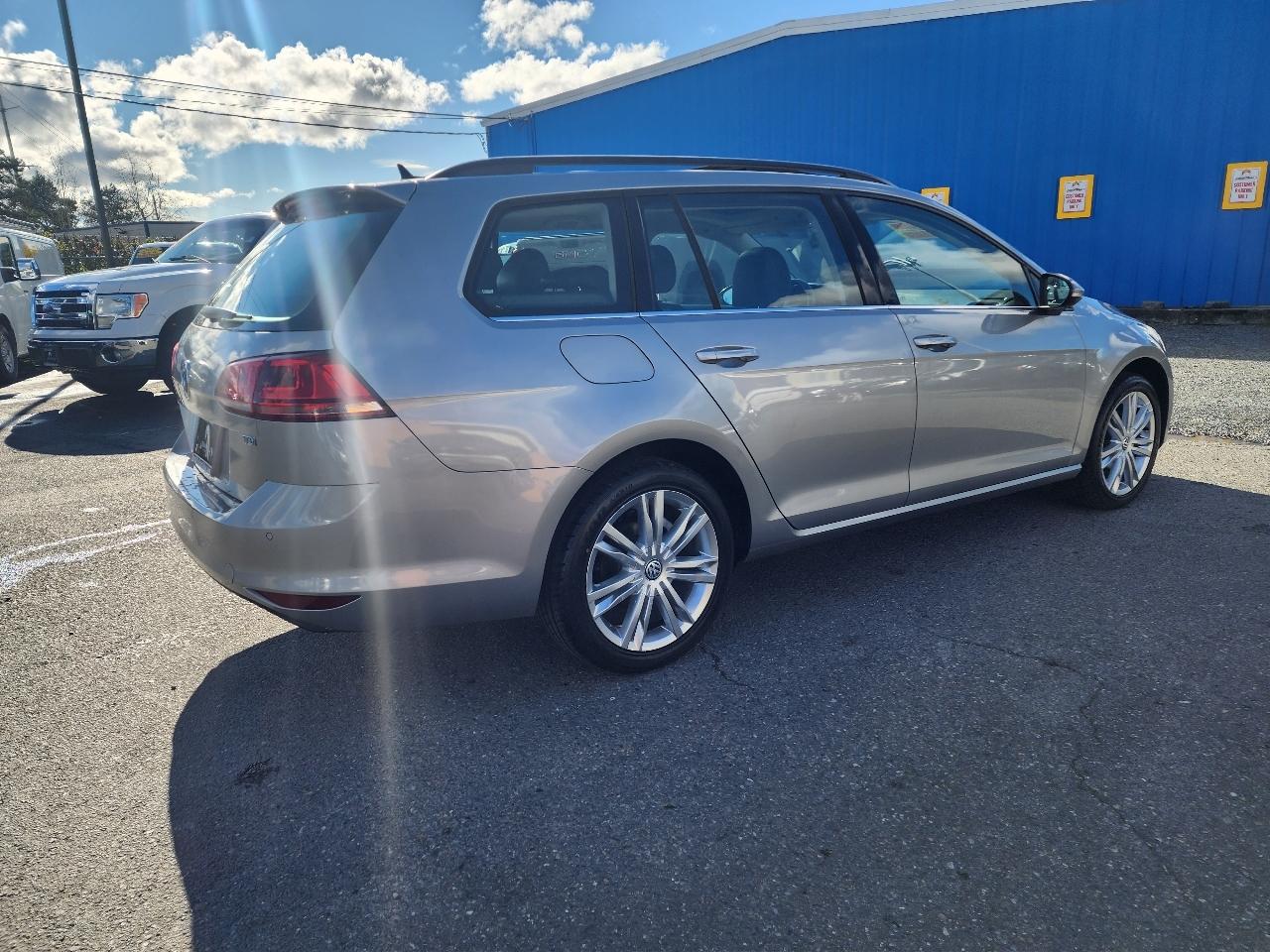 Volkswagen Golf SportWagen  2015