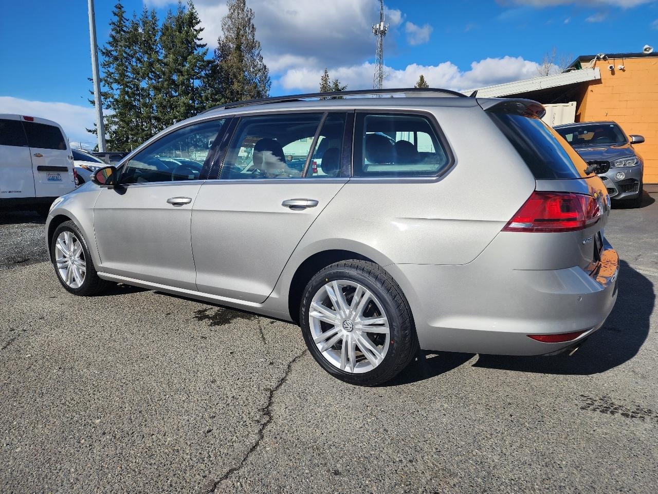Volkswagen Golf SportWagen  2015