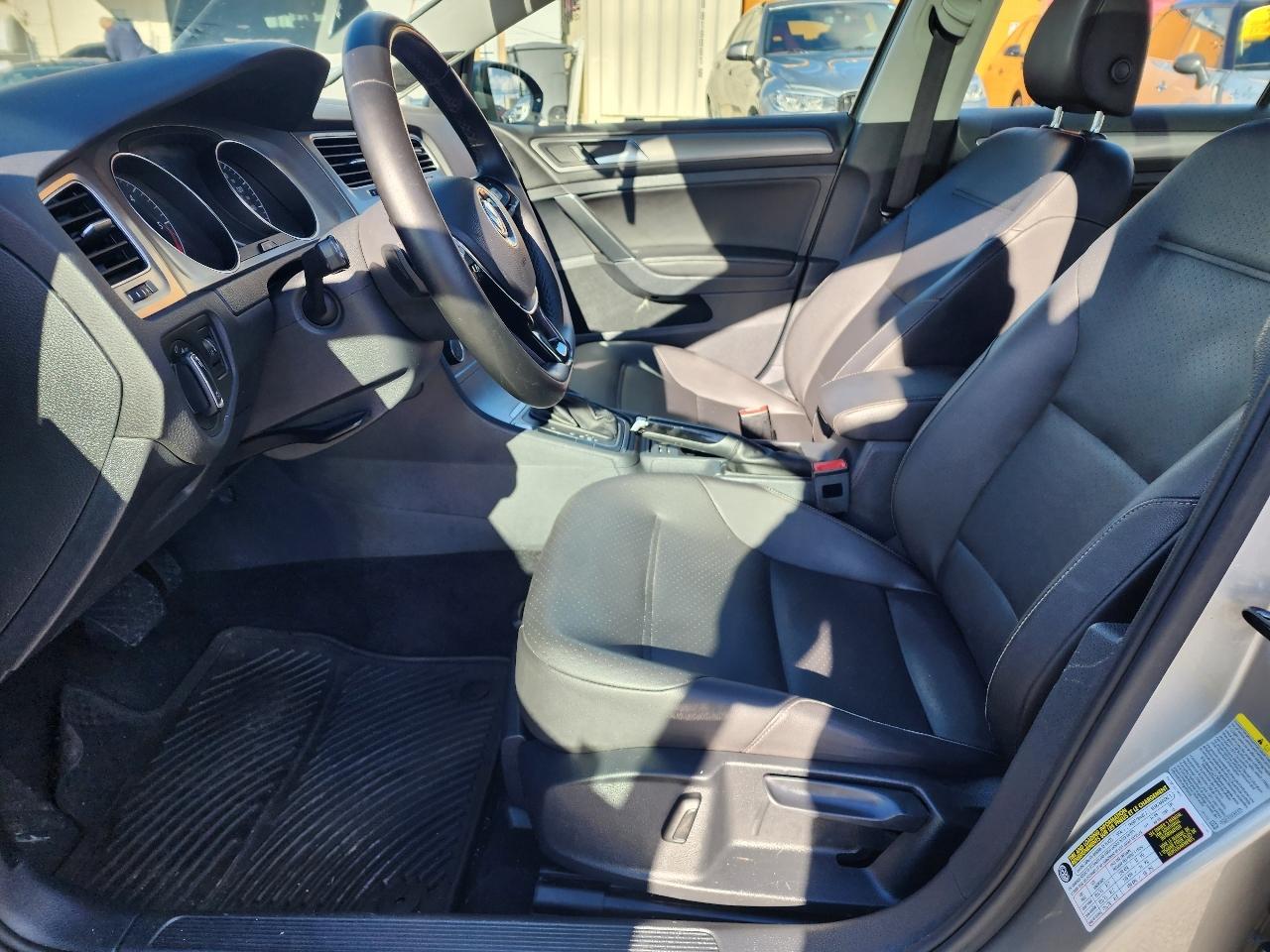 Volkswagen Golf SportWagen  2015