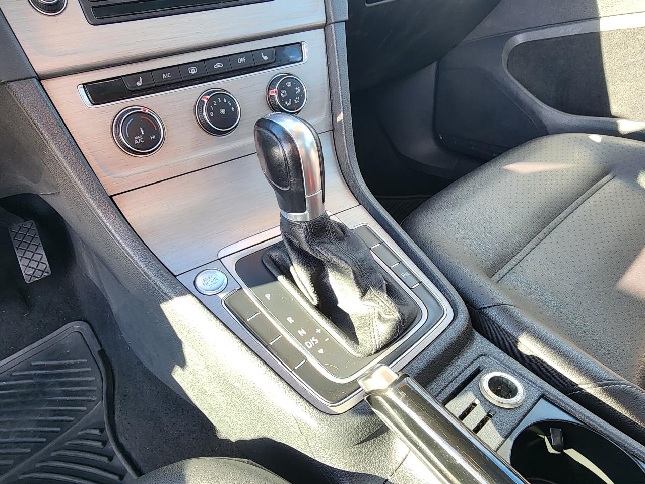 Volkswagen Golf SportWagen  2015